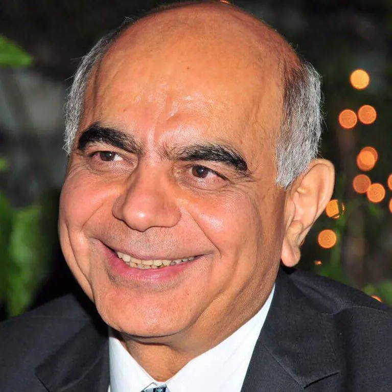 دکتر عباس مصلی نژاد